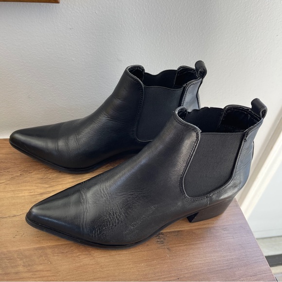 Blondo Waterproof Point Toe Booties shoes size 7 - Picture 5 of 15